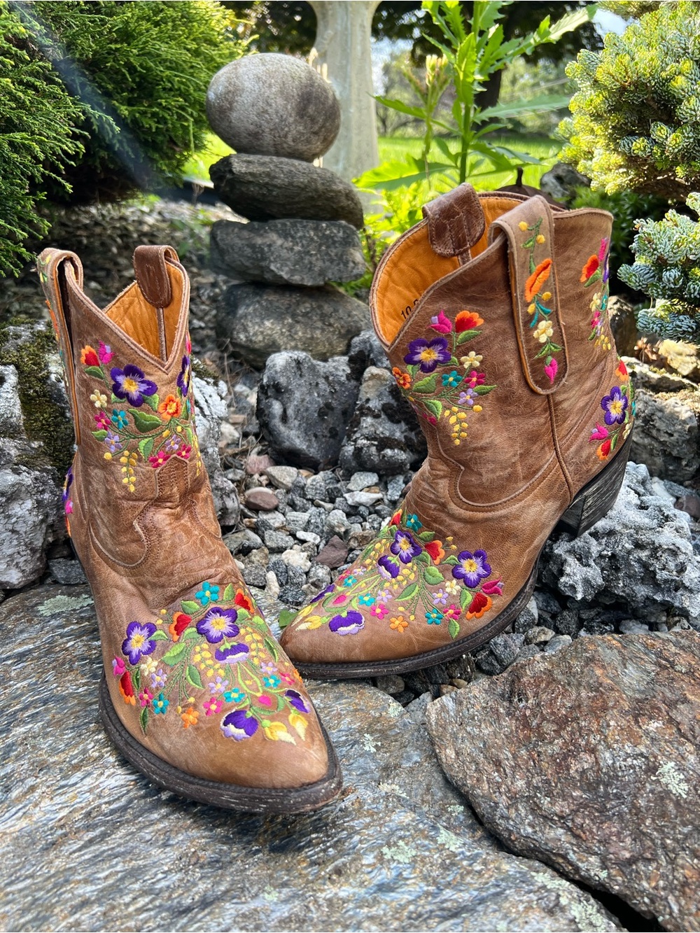 Price is firm. Old Gringo 10 B Sora Floral Western Cowboy Cowgirl ankle Boots